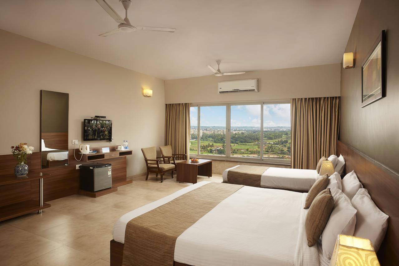 Athome Comforts Panaji Esterno foto
